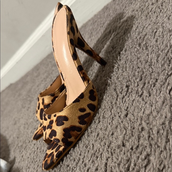 Leopard Print Women's Mules - Picture 5 of 5